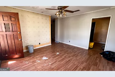 1021 Pearl Avenue S, Douglas, GA 31533 - Photo 8