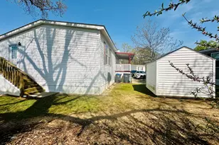 48 E Cardinal Ln, Lawrenceville, GA 30044 - Photo 2