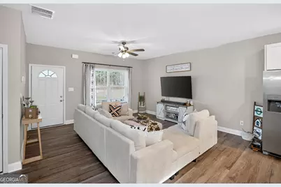 634 Grove Street, Barnesville, GA 30204 - Photo 10