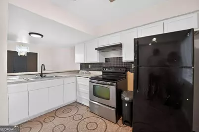 6071 Regent Manor, Lithonia, GA 30058 - Photo 4