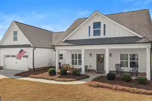 132 Alexander Lakes Dr, Eatonton, GA 31024 - Photo 2