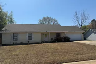 214 Eric Dr, Bonaire, GA 31005 - Photo 2