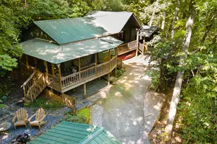 1180 Ruby Lk Dr, Hiawassee, GA 30546 - Photo 2