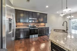 1623 Trailview Way NE, Brookhaven, GA 30329 - Photo 10