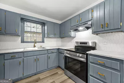 613 Windsor Drive, Conyers, GA 30094 - Photo 8