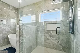 2001 E 38th St, Savannah, GA 31404 - Photo 32