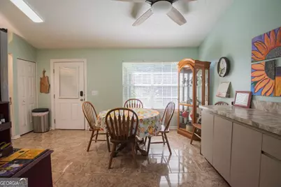 208 McQueen Circle, Saint Marys, GA 31558 - Photo 16