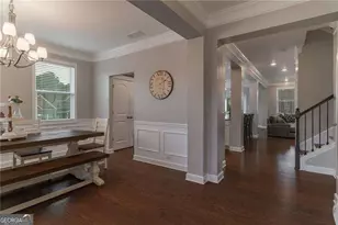 301 Cochin Dr, Woodstock, GA 30188 - Photo 8