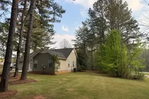 1205 County Line Rd, Griffin, GA 30224 - Photo 8