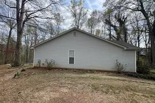 644 Parham Rd, Griffin, GA 30223 - Photo 10