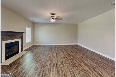 573 Cherry Creek Drive, Loganville, GA 30052 - Photo 6