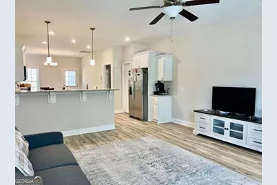 1016 Pine Street, Darien, GA 31305 - Photo 6