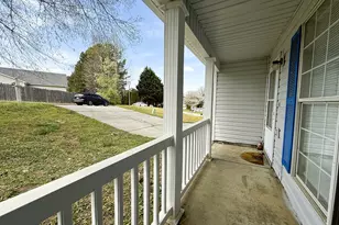 5609 Eagles Feather Ln, Riverdale, GA 30274 - Photo 26