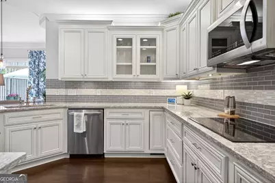 5492 Glenridge Drive #580, Sandy Springs, GA 30342 - Photo 12