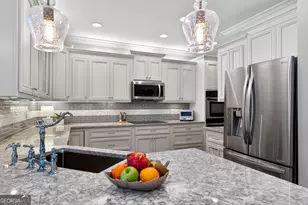 5492 Glenridge Dr, Sandy Springs, GA 30342 - Photo 2