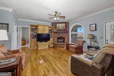 401 Herrin Road, Cornelia, GA 30531 - Photo 8