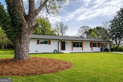 5605 Burke Lane, Gainesville, GA 30506 - Photo 2