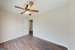 85 E Lawn Way, Covington, GA 30016 - Photo 10