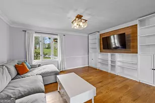 2025 Castle Lake Dr, Tyrone, GA 30290 - Photo 64