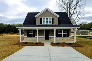 138 Charlotte Cir, Statham, GA 30666 - Photo 1