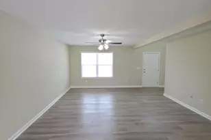 138 Charlotte Cir, Statham, GA 30666 - Photo 2