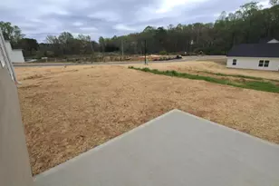 138 Charlotte Cir, Statham, GA 30666 - Photo 22