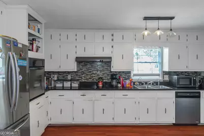 3550 Clubhouse Lane SE, Conyers, GA 30094 - Photo 10