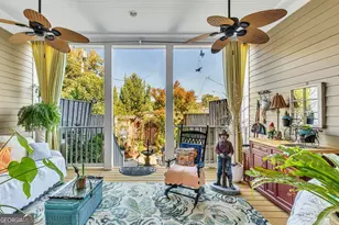 528 E Jones St, Savannah, GA 31401 - Photo 32