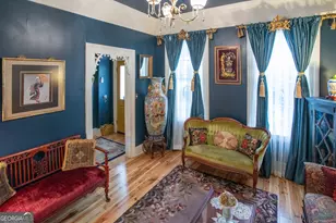 528 E Jones St, Savannah, GA 31401 - Photo 10