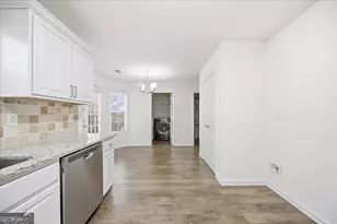 1811 Hayden Mill Ct, Lawrenceville, GA 30043 - Photo 18