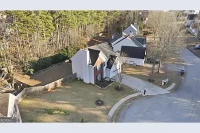 1811 Hayden Mill Court, Lawrenceville, GA 30043 - Photo 10