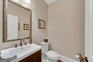 3519 Brookleigh Ln NE, Brookhaven, GA 30319 - Photo 8