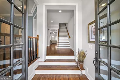 688 Lockton Place, Sandy Springs, GA 30342 - Photo 2
