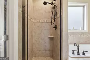 130 Maple Dr, Commerce, GA 30529 - Photo 18