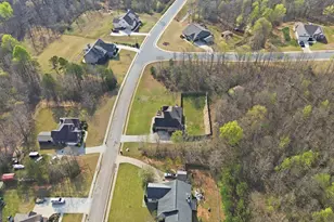 130 Maple Dr, Commerce, GA 30529 - Photo 46