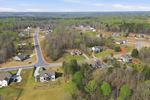 130 Maple Dr, Commerce, GA 30529 - Photo 40