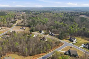 130 Maple Dr, Commerce, GA 30529 - Photo 44