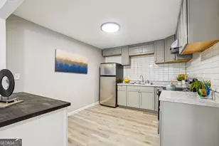 2287 Mulberry St, East Point, GA 30344 - Photo 6