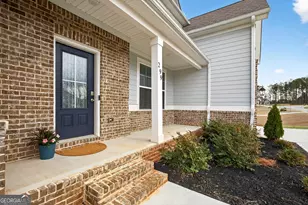 299 Saddleridge Trl, Senoia, GA 30276 - Photo 2