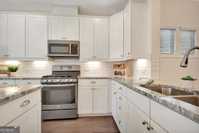 155 Mulberry Court, Peachtree City, GA 30269 - Photo 6