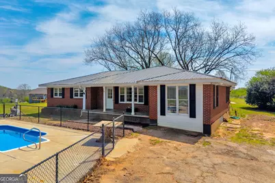 821 Highway 323, Gillsville, GA 30543 - Photo 40