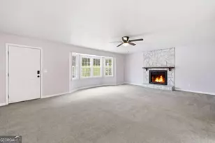 68 Hidden Branches Dr, Carrollton, GA 30116 - Photo 4
