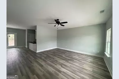 307 McLean Street, Claxton, GA 30417 - Photo 2