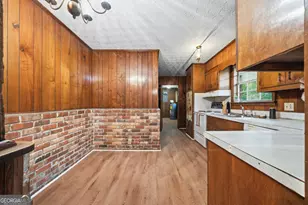 11 Parkwood Dr NE, Rome, GA 30161 - Photo 6