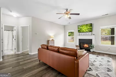 184 Amelia Drive, Byron, GA 31008 - Photo 6