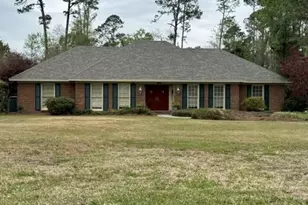 410 Preston St, Metter, GA 30439 - Photo 1