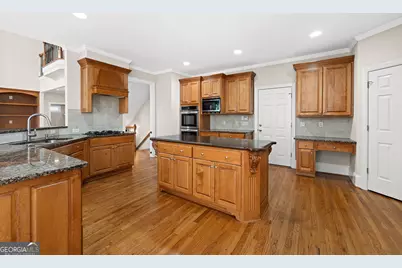 1037 Windermere Crossing, Cumming, GA 30041 - Photo 20