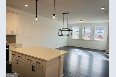 1568 Driggs Drive NW, Atlanta, GA 30318 - Photo 4