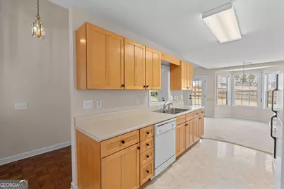 226 Plantation Walk, Carrollton, GA 30117 - Photo 10