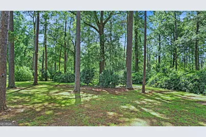 1270 Wadsworth Drive, Albany, GA 31721 - Photo 10